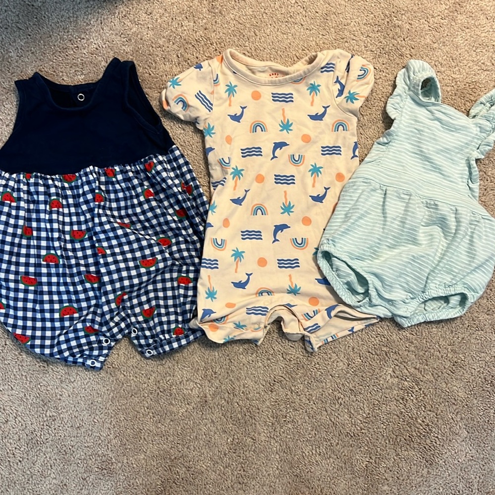 Baby girl summer clothes size 6-9M